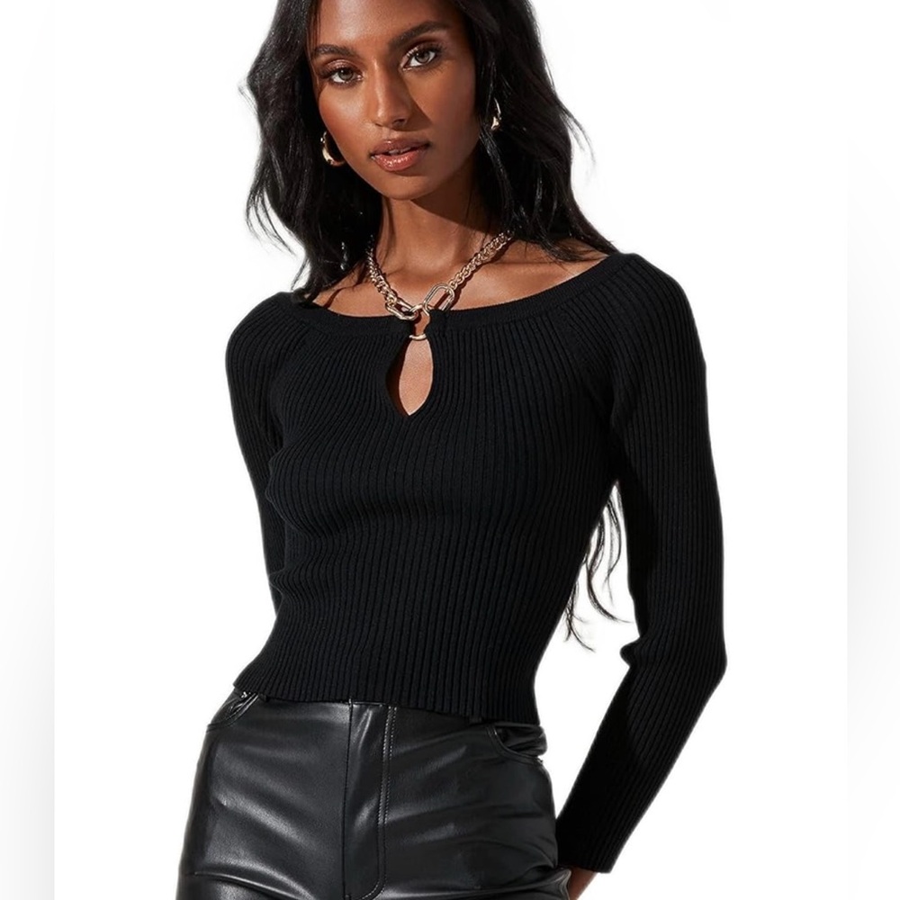 NWT ASTR the label Women's Philippa Sweater